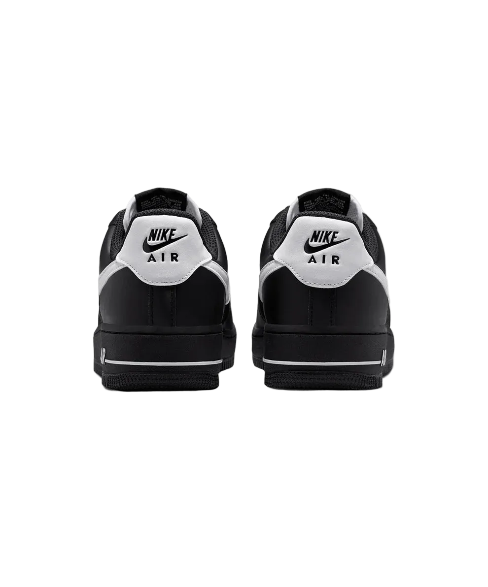 NIKE AIR FORCE 1 '07 SE (BLACK/WHITE-METALLIC SILVER)