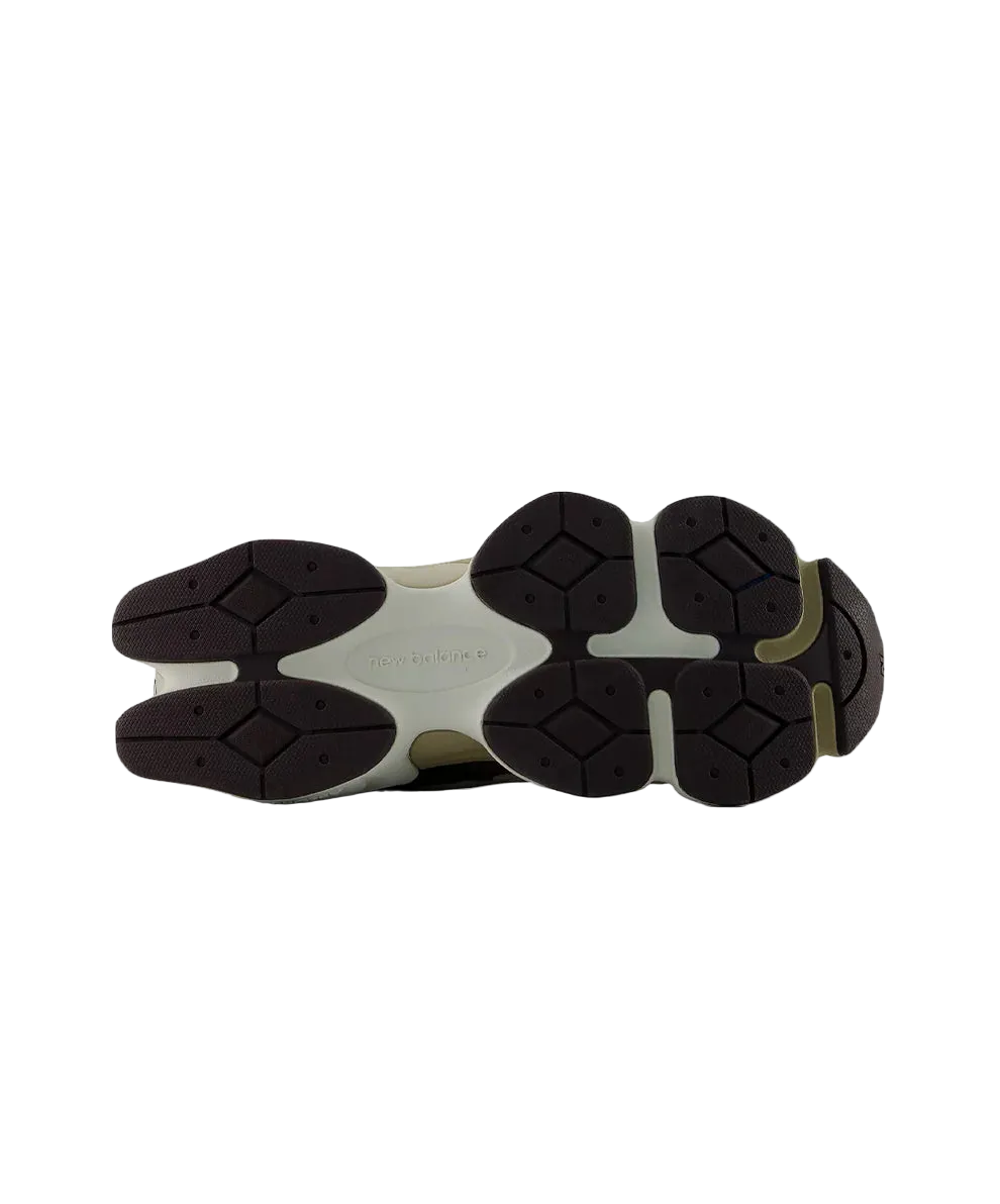 New Balance 9060 (THUNDER BROWN)