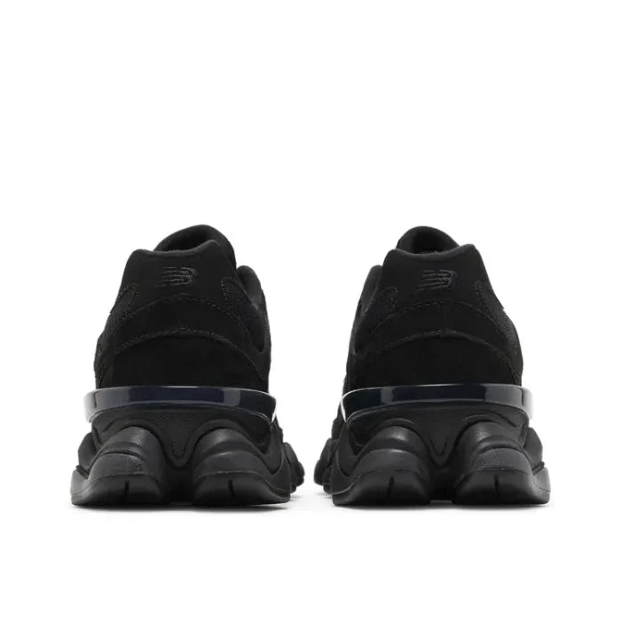 New Balance 9060 Triple Black