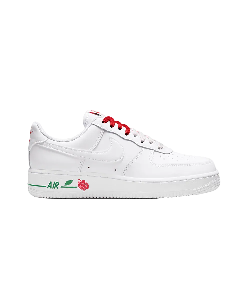 NIKE AIR FORCE 1 '07 SE (WHITE/SPORT RED/PINE GREEN/WHITE)