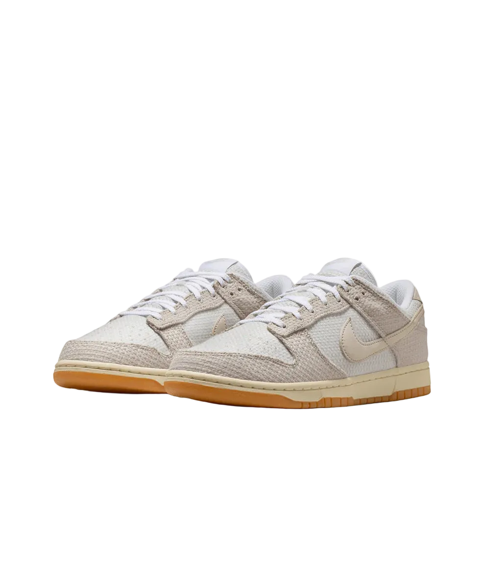 NIKE DUNK LOW RETRO SE (MOON PARTICLE)