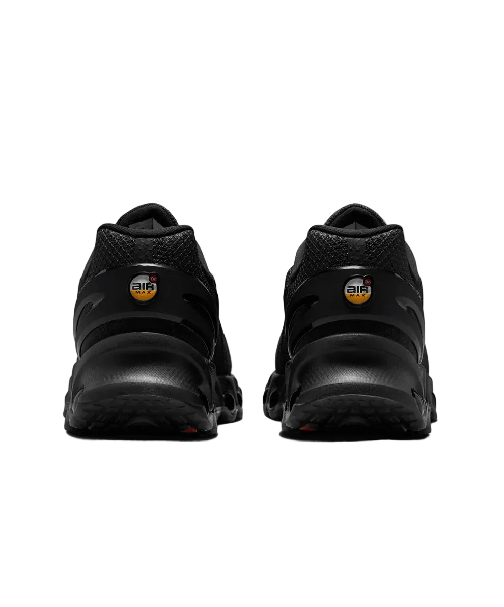 NIKE AIR MAX DN8 (BLACK)