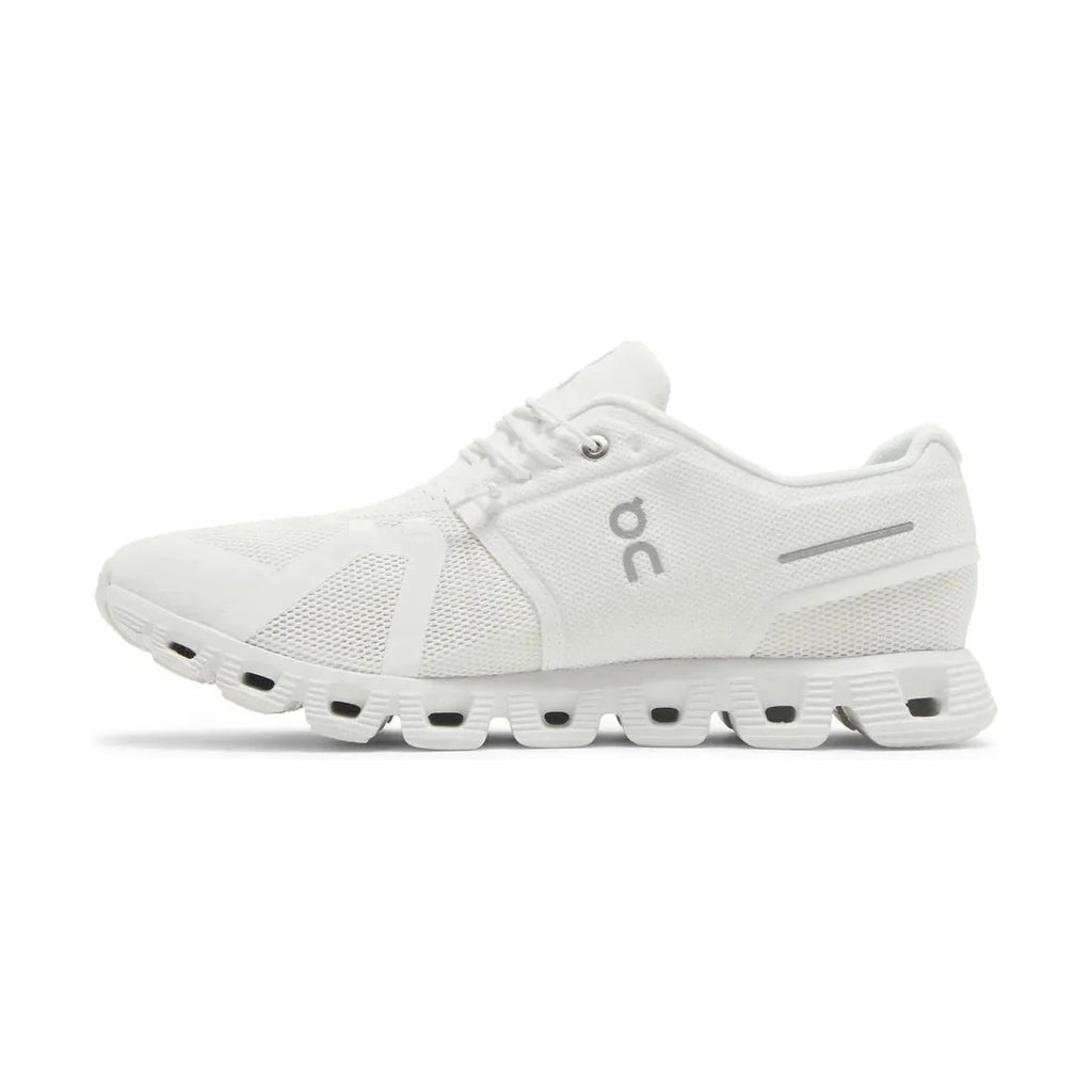 On Running Cloud 5 All White